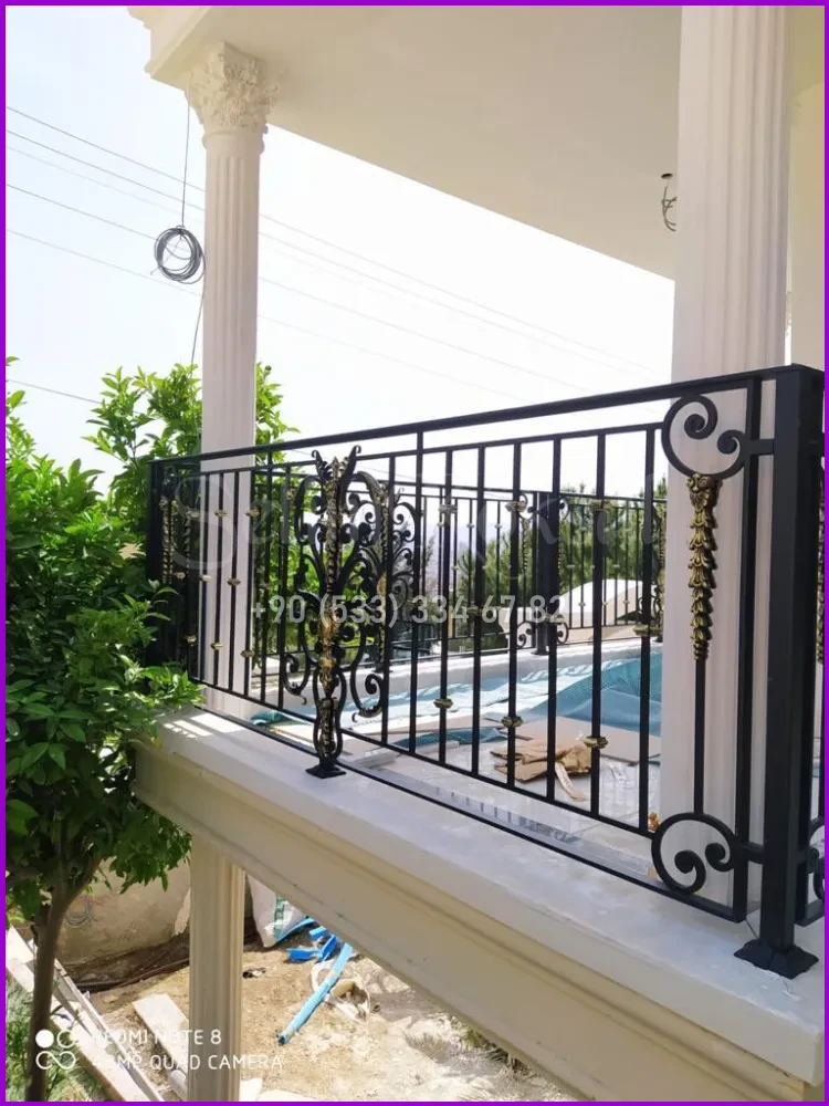 Balkon Korkulukları